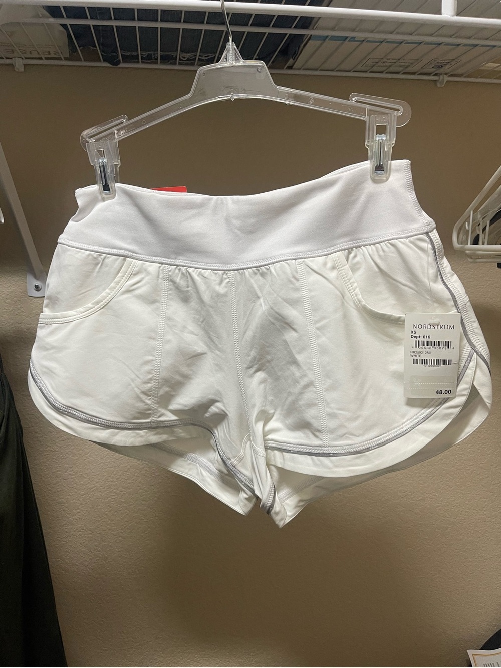 Zella White Women's Active Shorts XS NWT